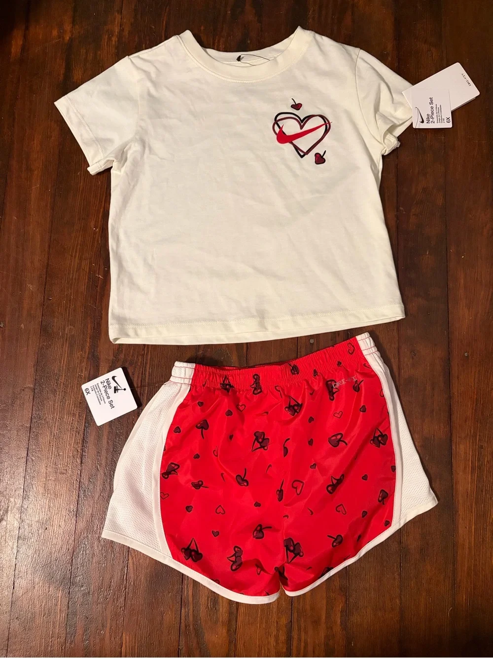 Nike Little Girls' Cherry Printed Tee & short set - Picture 3 of 3